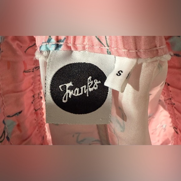 Franks men’s pink flamingo swim trunk style shorts. Size small. - Picture 6 of 6
